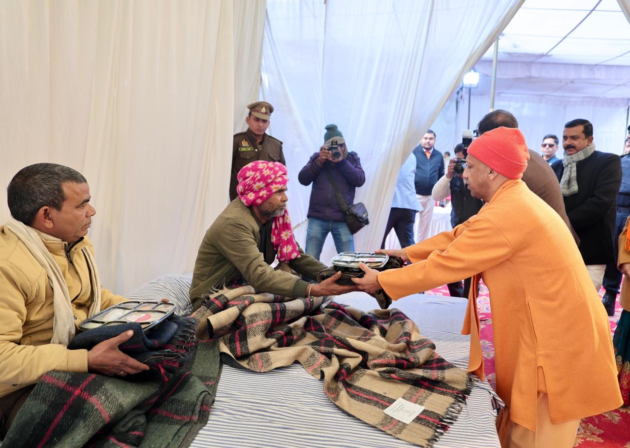 ठंड से लोगों को बचाने के लिए मुख्यमंत्री ने प्रशासन और नगर निगम प्रशासन को दिए निर्देश*