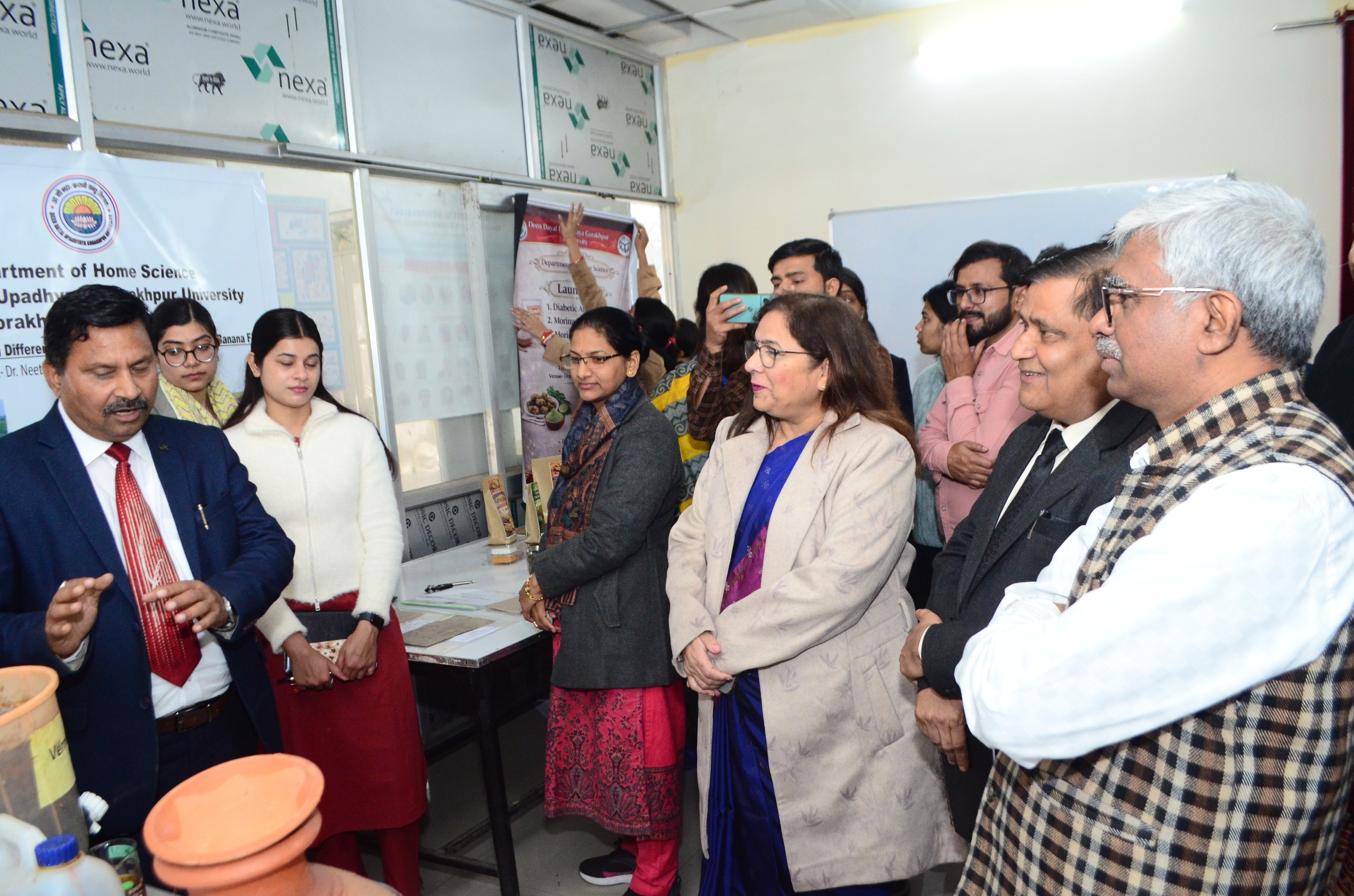 पेटेंट से प्रोडक्ट तक” प्रदर्शनी का आयोजन, रासायनिक खाद का विकल्प बना विश्वविद्यालय का नवाचार* पेटेंट से प्रोडक्ट तक” प्रदर्शनी का आयोजन, रासायनिक खाद का विकल्प बना विश्वविद्यालय का नवाचार*