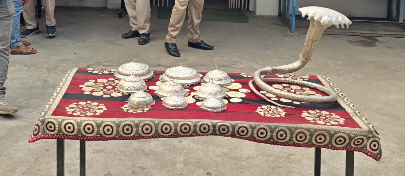 जप्त समग्री