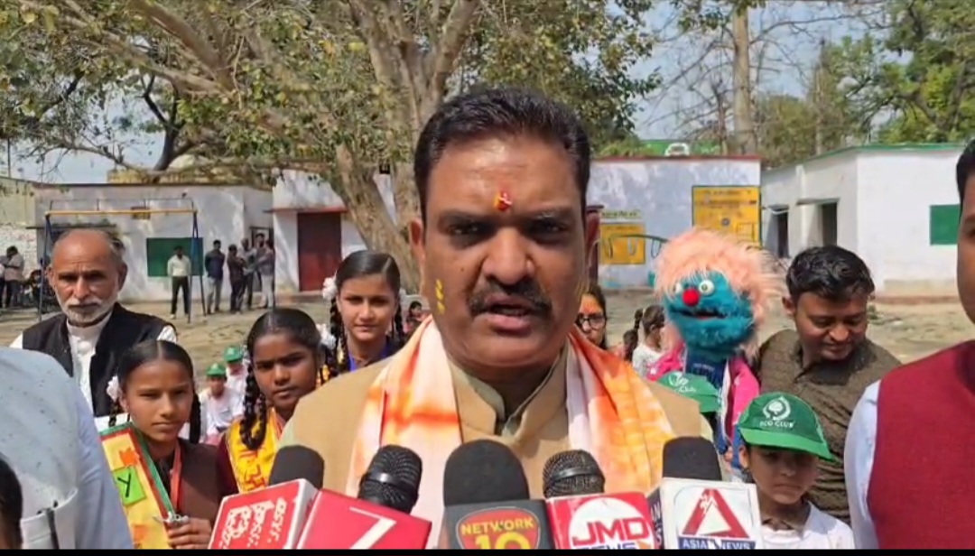 कन्नौज:- राज्यमंत्री असीम अरुण ने बच्चों संग जगाया स्वावलंबन और स्वच्छता का संस्कार