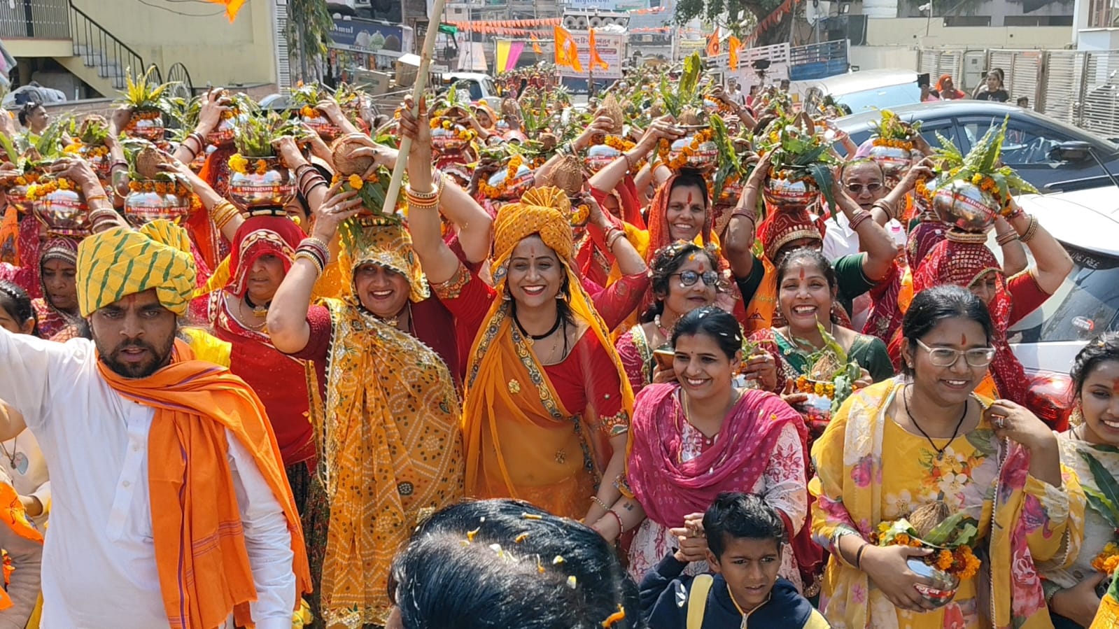 सममेलन्