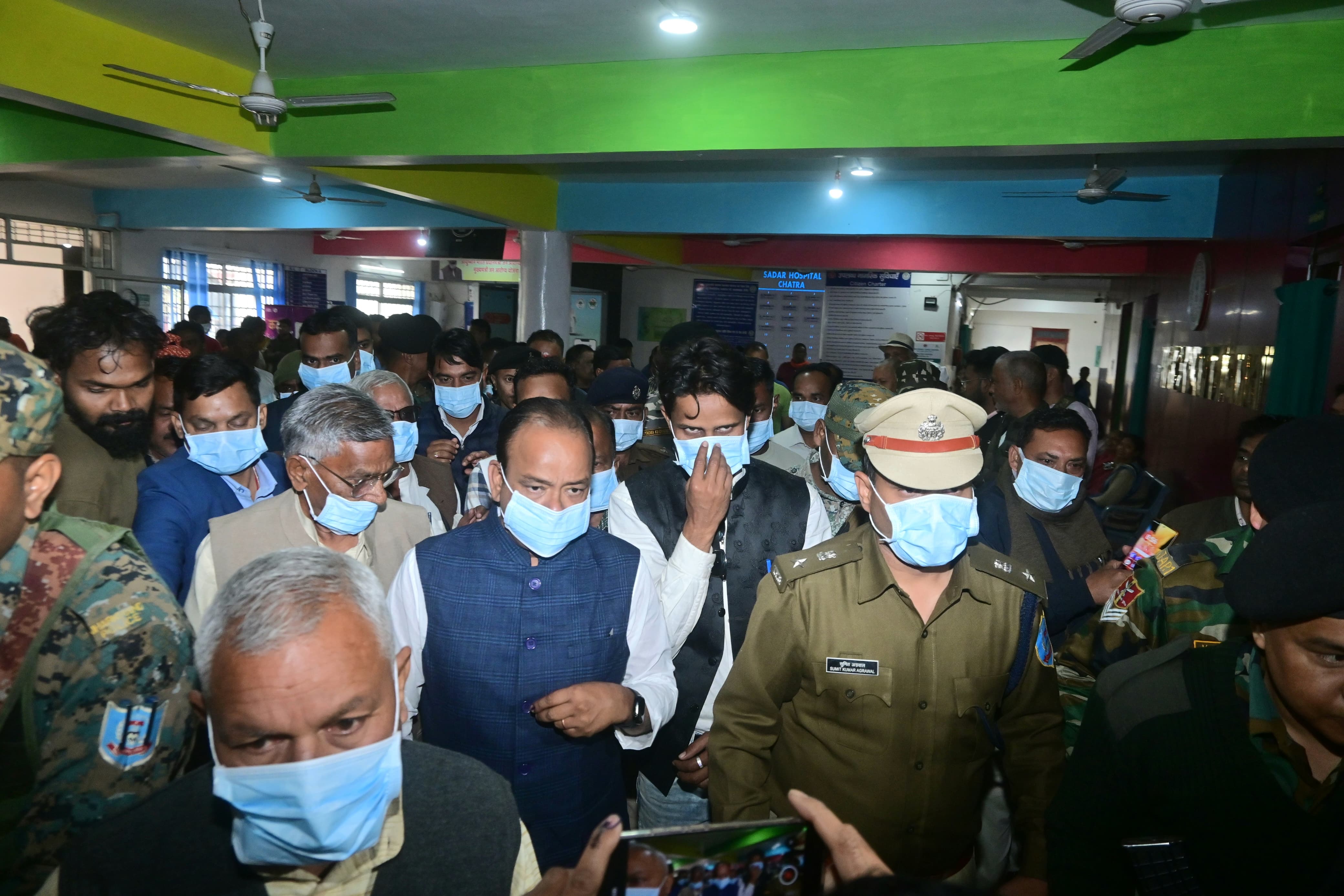 मंत्री सहित अन्य