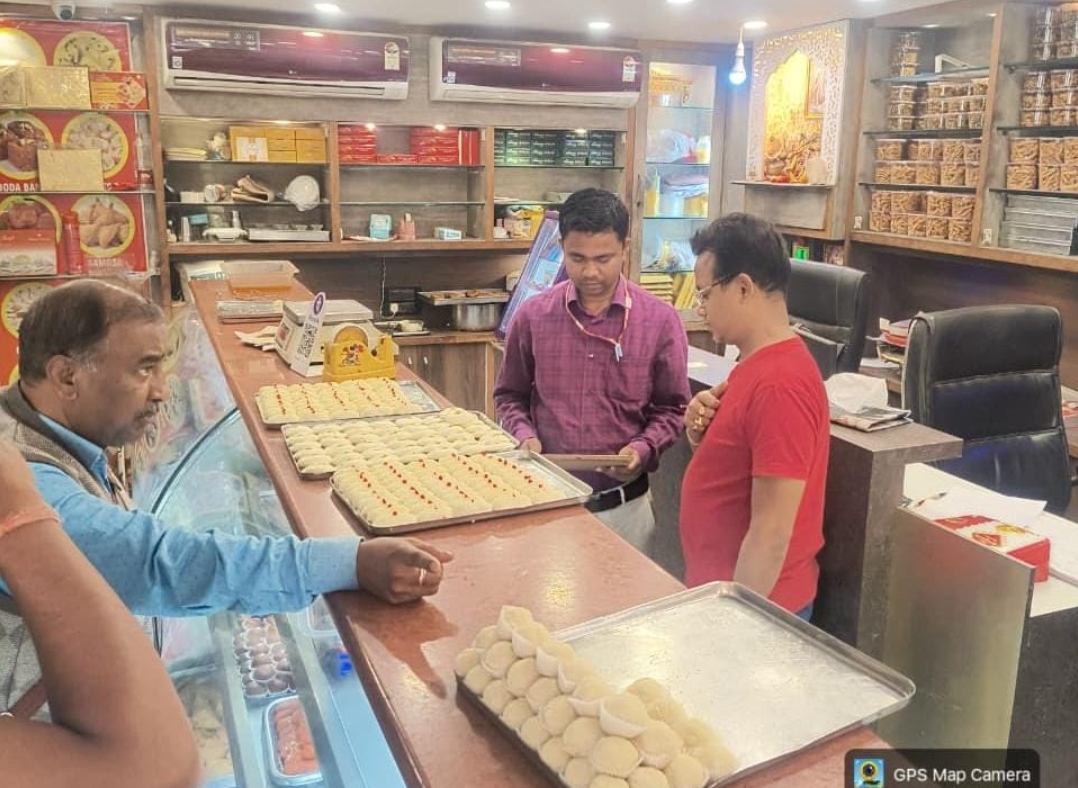 खाद्य सुरक्षा पदाधिकारी धनेश्वर हेम्ब्रम खाद्य सुरक्षा पदाधिकारी धनेश्वर हेम्ब्रम