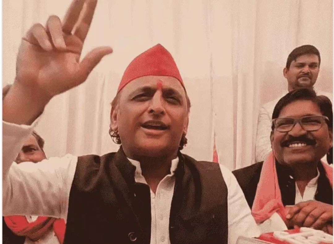 कन्नौज: लोग विदाई के बाद विदेश घूमने जाते है, योगी जी पहले ही चले गए कन्नौज: लोग विदाई के बाद विदेश घूमने जाते है, योगी जी पहले ही चले गए