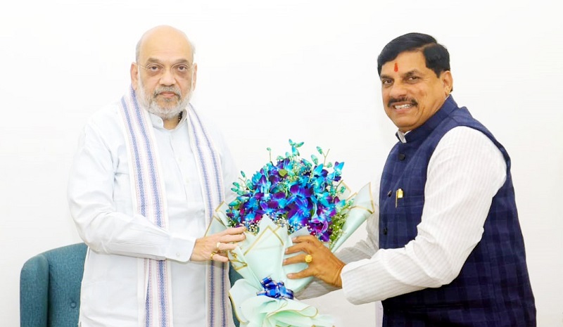मप्र के मुख्यमंत्री ने दिल्ली में केन्द्रीय गृह मंत्री अमित शाह से की सौजन्य भेंट