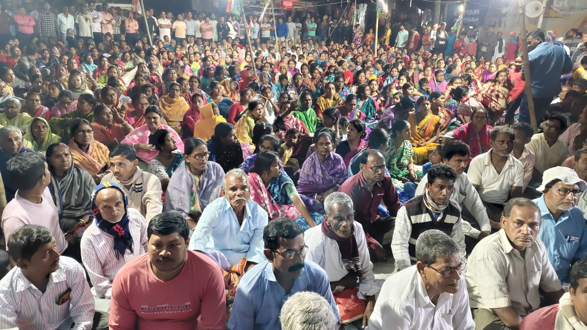 प्रधान खुकुरानी व सदस्य काकली समर्थकों संग तृणमूल में शामिल