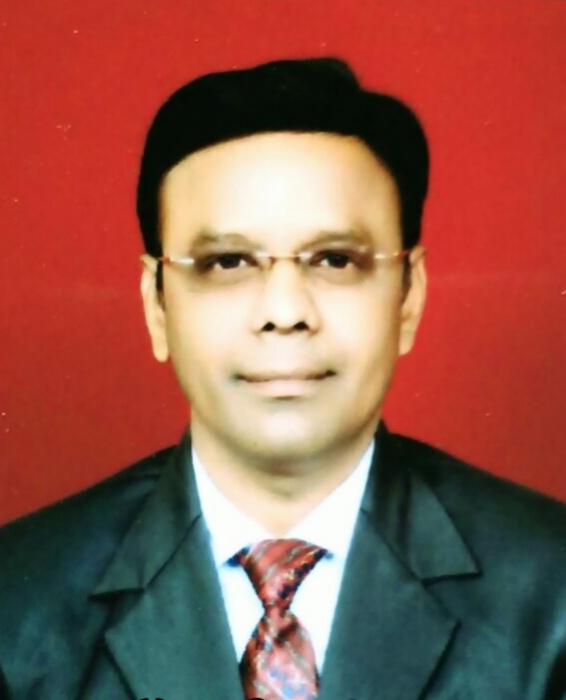 डा आशीष नायक।