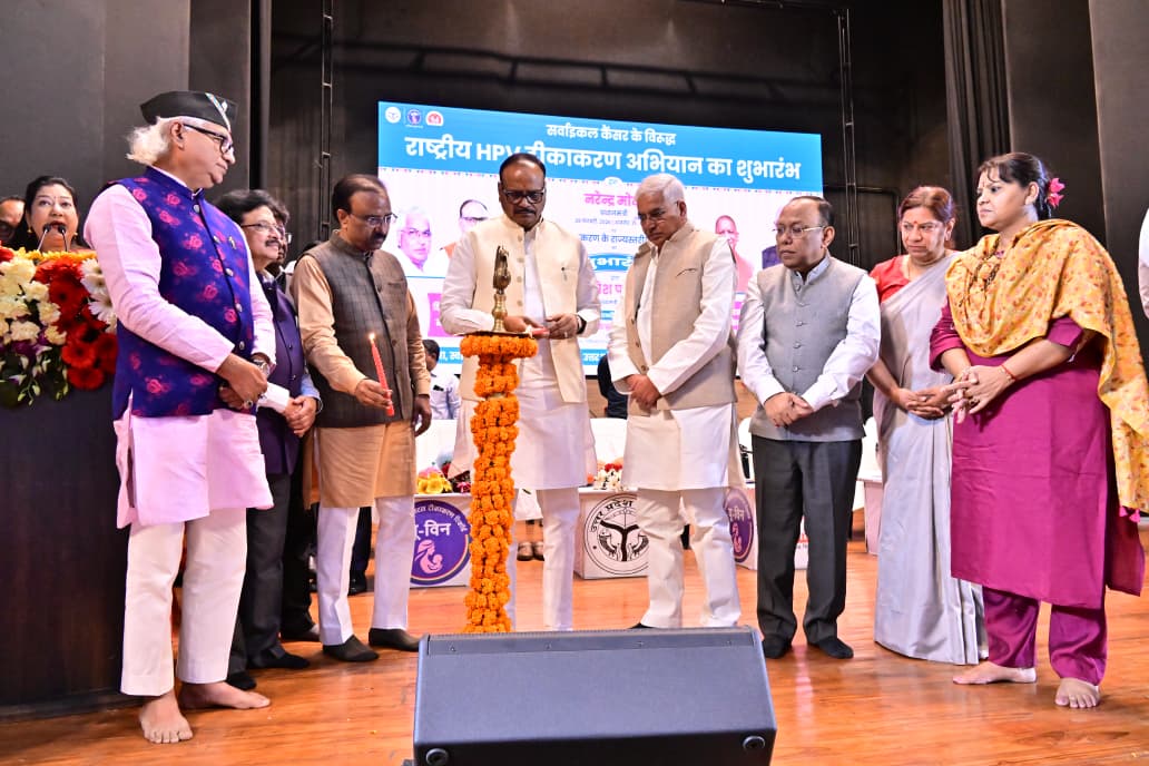 कार्यक्रम का शुभारंभ करते उपमुख्यमंत्री के ब्रजेश पाठक