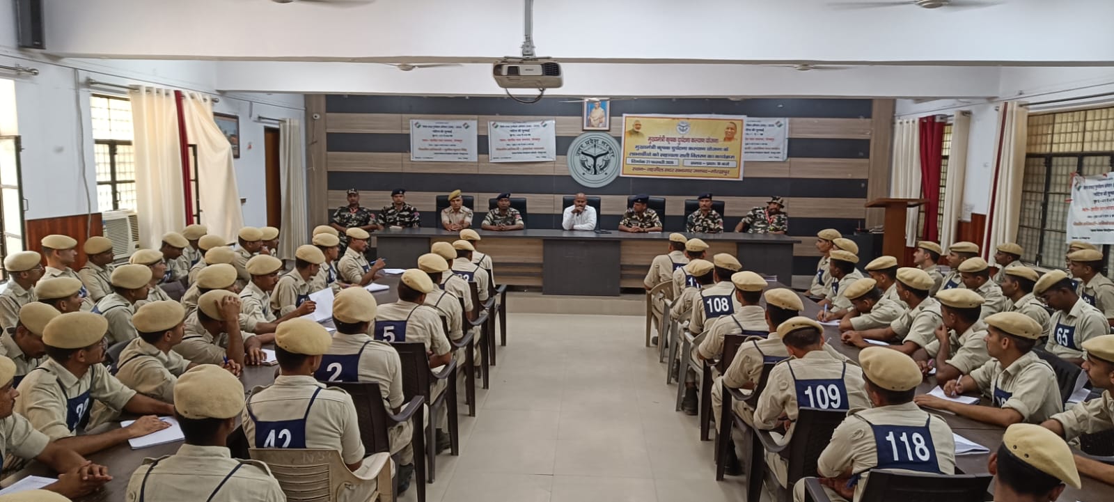 नायब तहसीलदार भागीरथी सिंह ने तहसील कार्यप्रणाली पर दिया विस्तृत प्रशिक्षण*