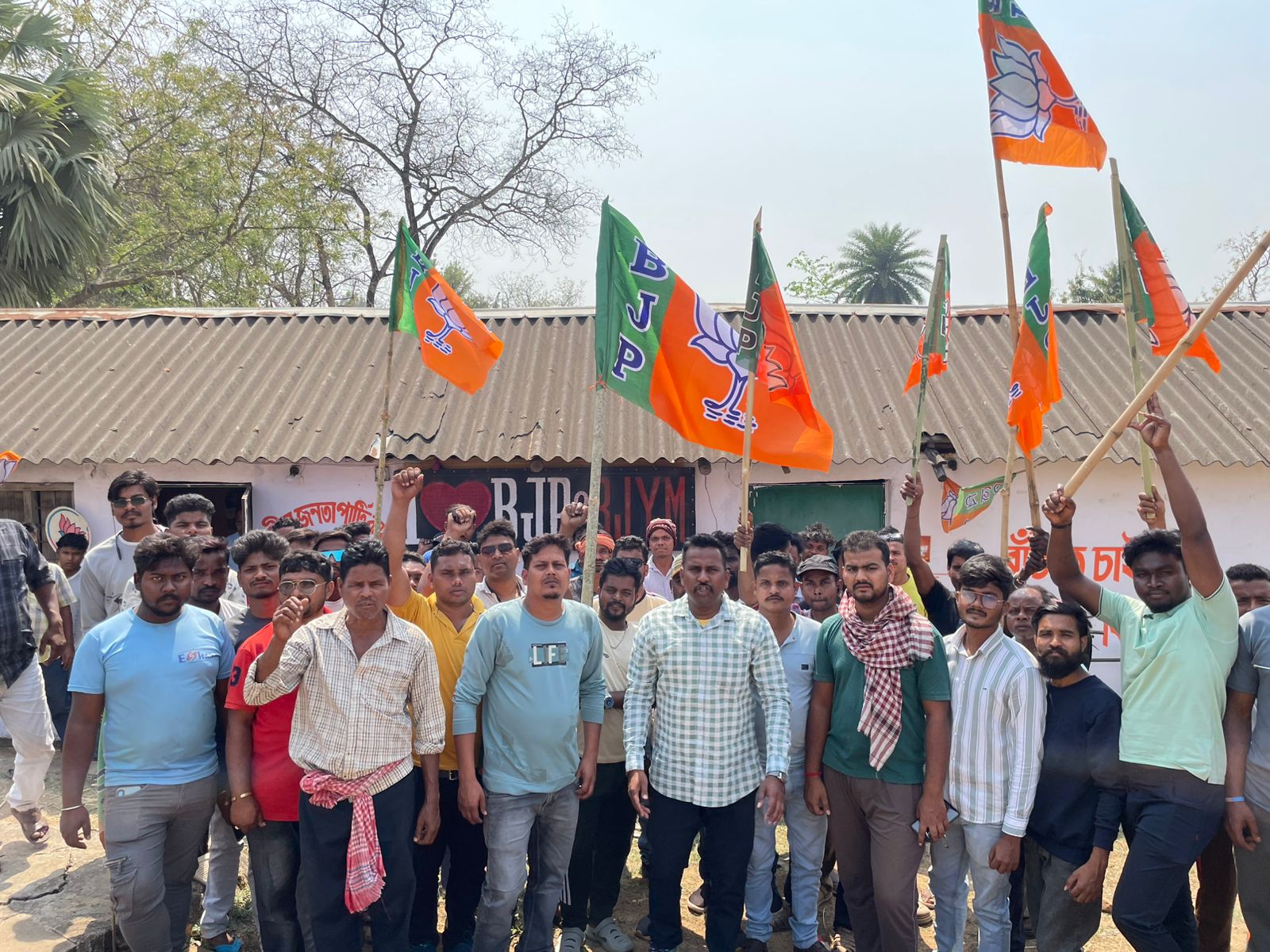 झाड़ग्राम में भाजपा का बाइक रैली