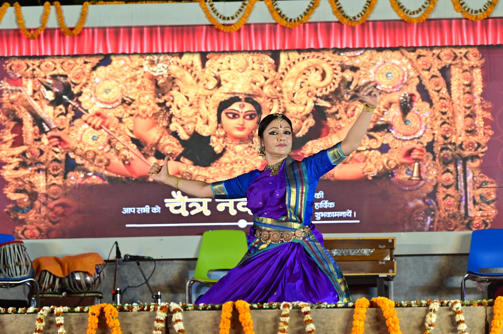 धाम में मालिनी अवस्थी का कार्यक्रम