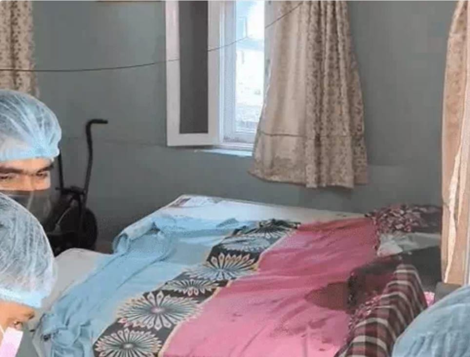 वह कमरा जिसमे चिकित्सक ने अपने को मारी गोली