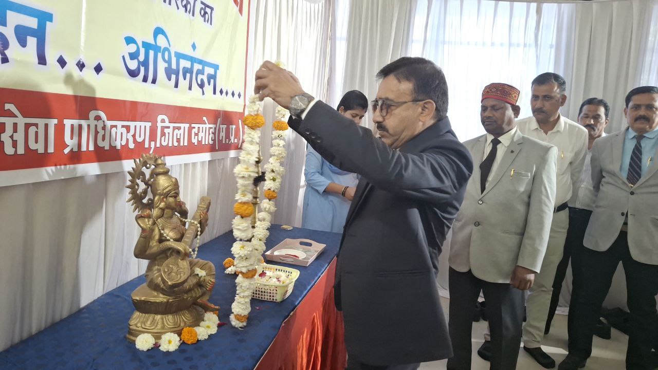 दमोह न्यायालय परिसर में नेशनल लोक अदालत का शुभारंभ, त्वरित न्याय के लिए 23 खंडपीठों का गठन