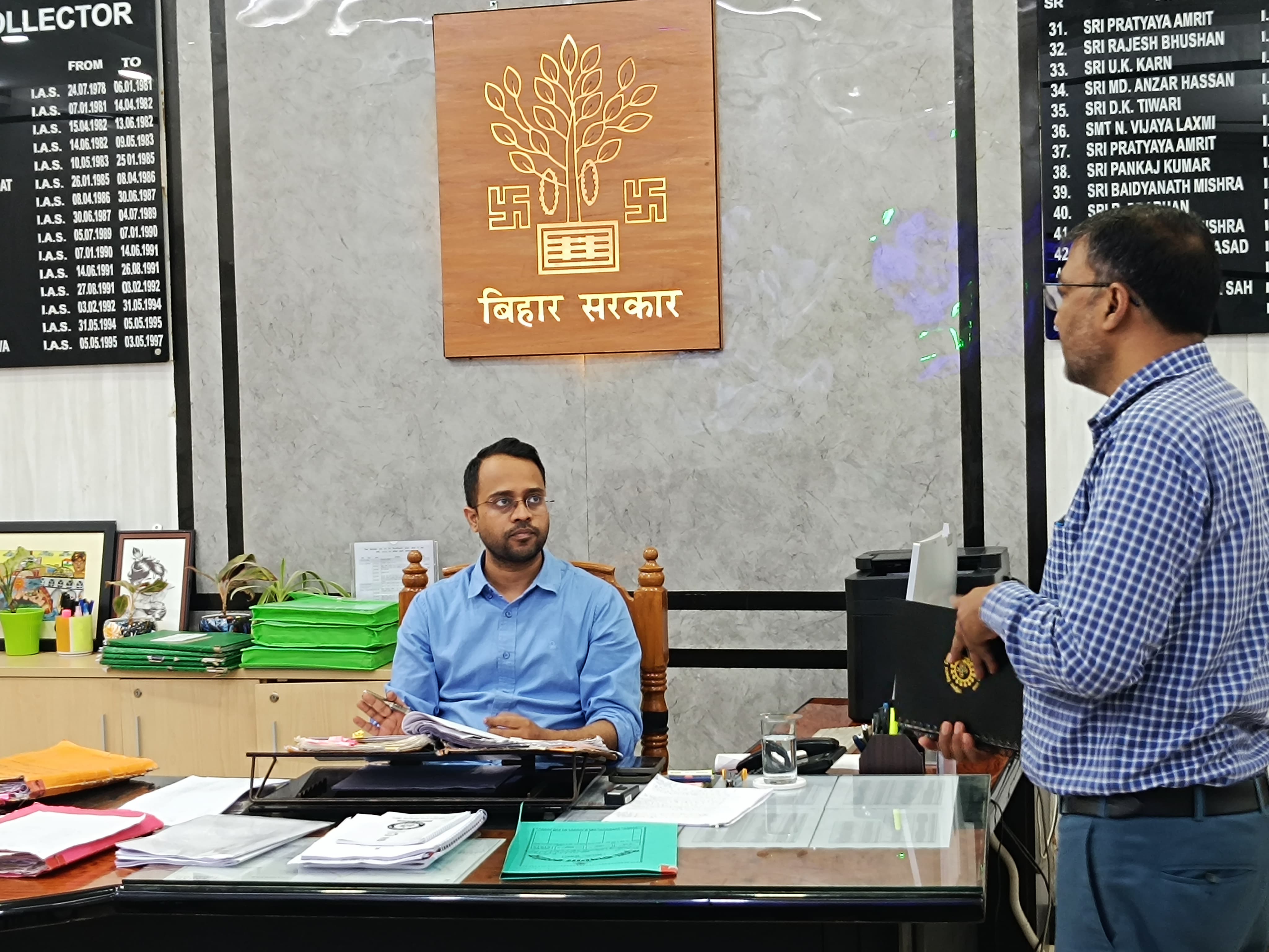 जिलाधिकारी ने की वन स्टॉप सेंटर के कार्यों की समीक्षा