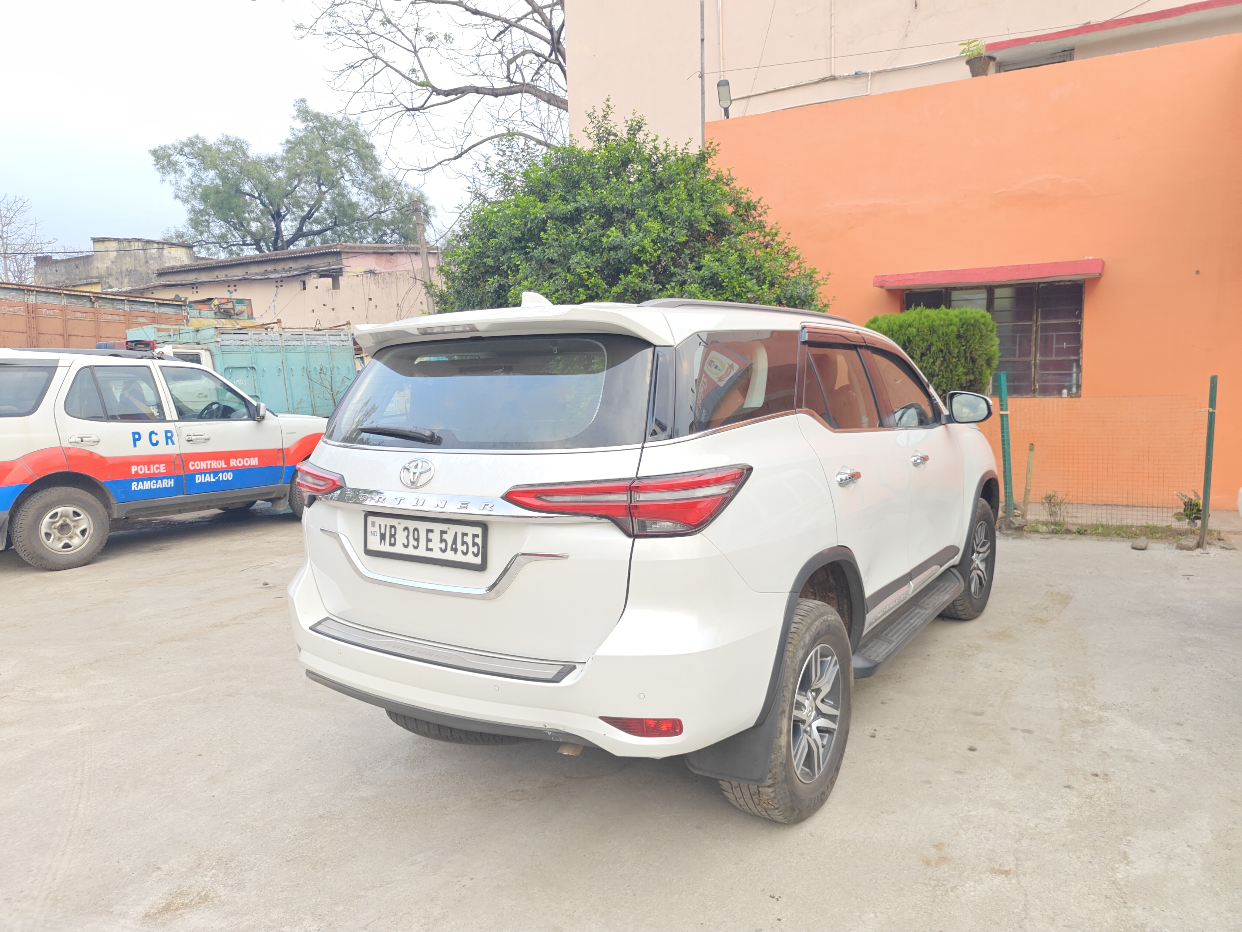 बरामद गाड़ी