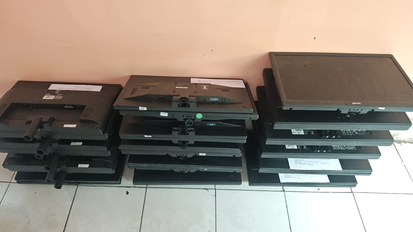 जब्त गाड़ी