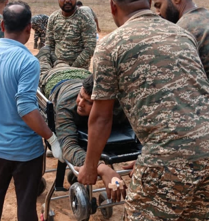 घायल विक्रम यादव और फाइल फोटो