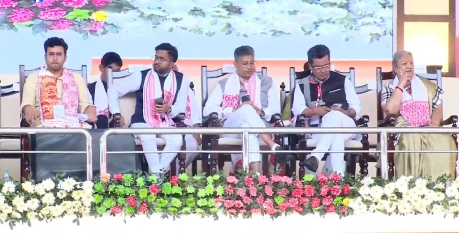 गुवाहाटी के खानापारा में आयोजित भाजयुमो की युवा शक्ति समारोह उपस्थित भाजयुमो अध्यक्ष तेजस्वी सूर्या एवं  भाजपा के नेता