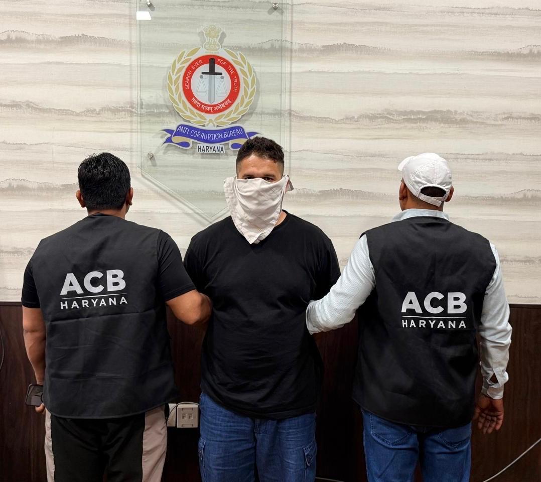 एंटी करप्शन ब्यूरो की गिरफ्त में घूसखोरी का दोषी एएसआई बलविंद्र सिंह