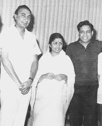 प्रसिद्ध गीतकार साहिर लुधियानवी का मुंबई स्थित बंगला प्रसिद्ध गीतकार साहिर लुधियानवी का मुंबई स्थित बंगला