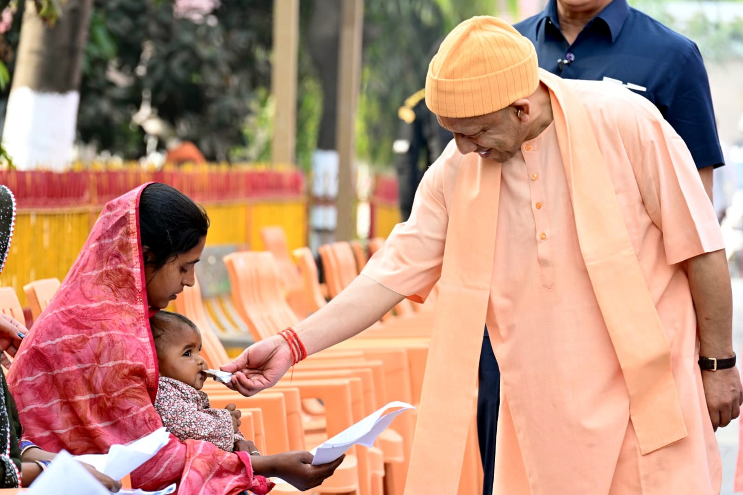 जमानत पर रिहा होकर वादी को धमकाने वालों की निरस्त कराएं जमानत: सीएम योगी* जमानत पर रिहा होकर वादी को धमकाने वालों की निरस्त कराएं जमानत: सीएम योगी*