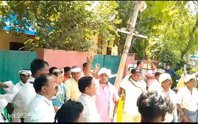 किसानों का धरना