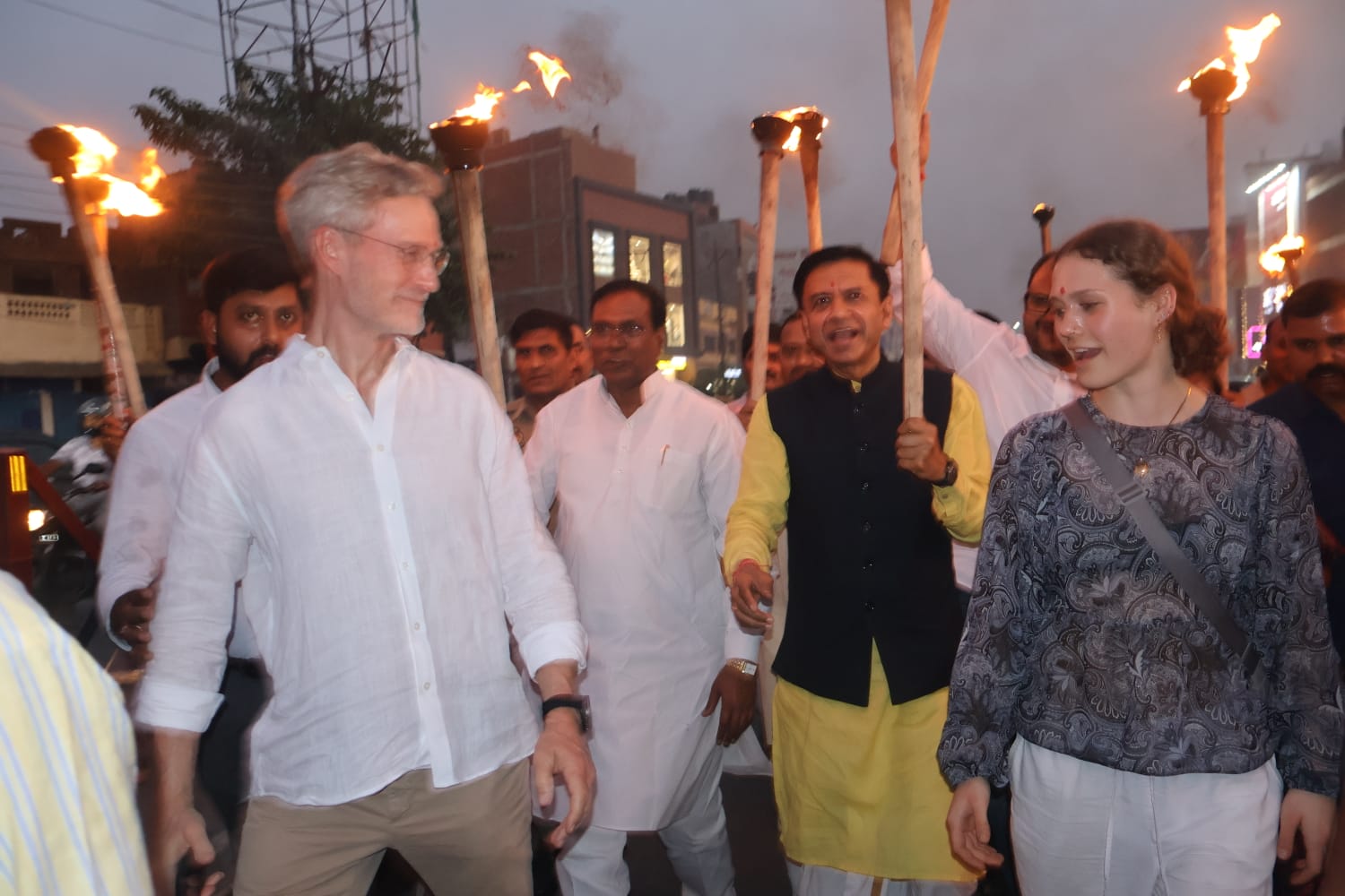 फोटो सांसद का फोटो सांसद का