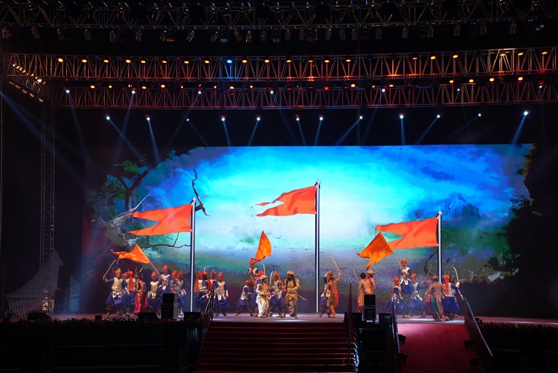 वाराणसी में महानाट्य सम्राट विक्रमादित्य के मंचन का दूसरा दिन वाराणसी में महानाट्य सम्राट विक्रमादित्य के मंचन का दूसरा दिन