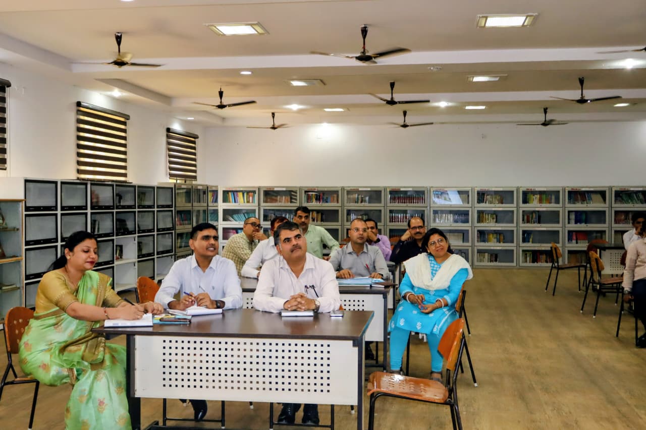 सैनिक स्कूल में कार्यशाला