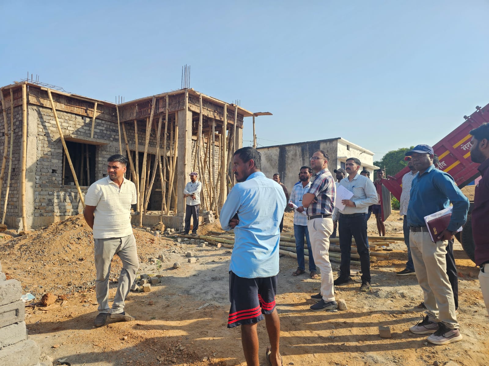 विकास कार्यों का निरीक्षण