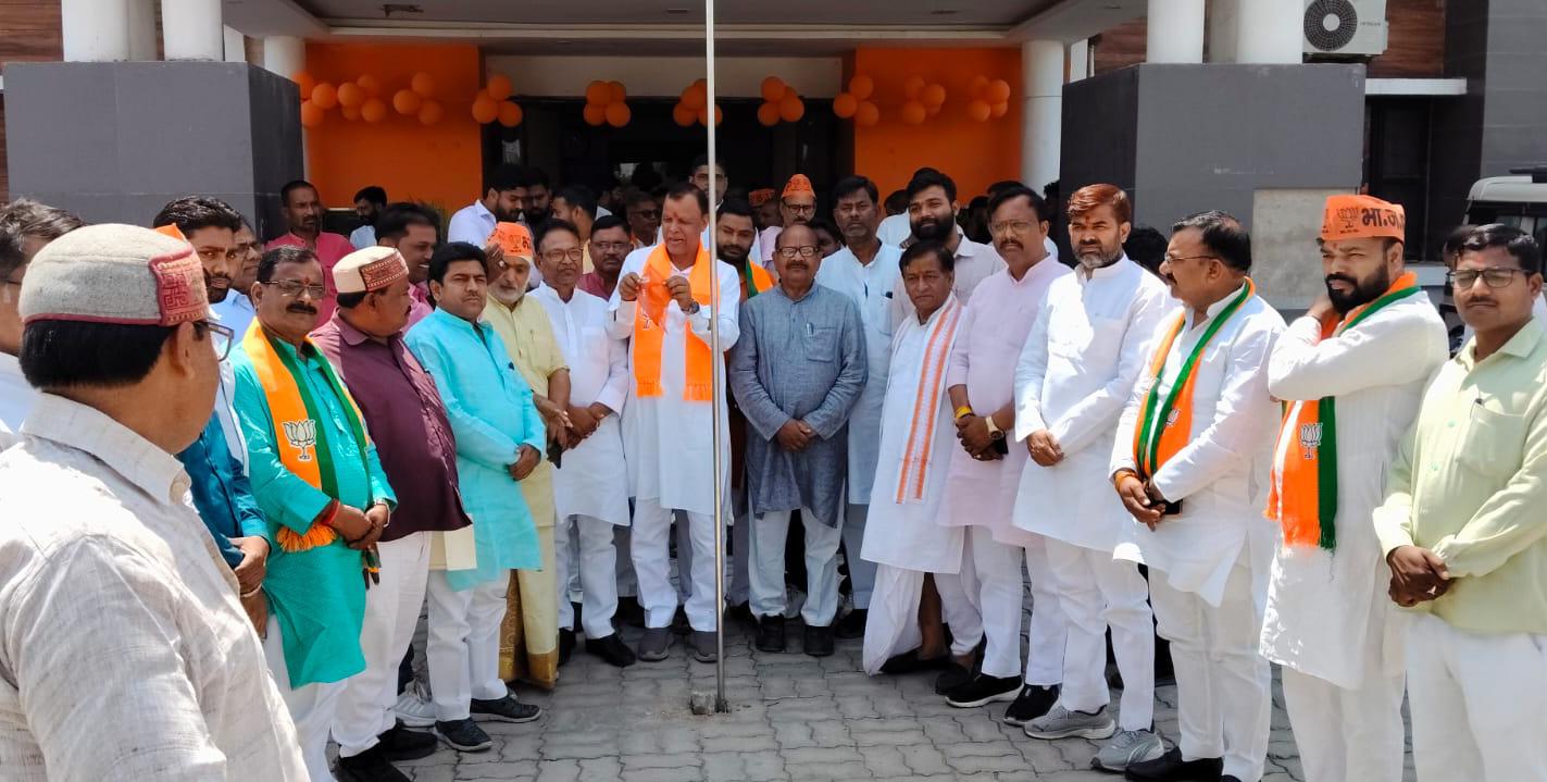 भाजपा स्थापना दिवस देवतुल्य समर्पित कार्यकर्ताओं के गौरव का दिन: जनार्दन तिवारी