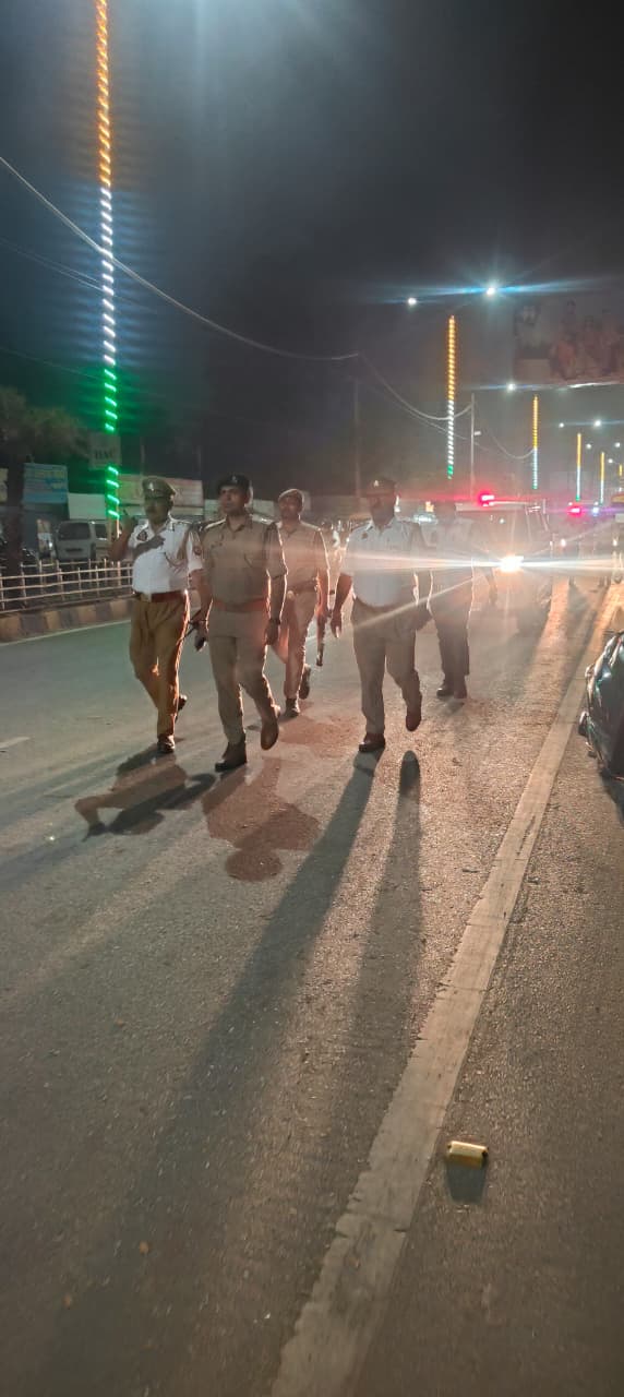 ज्वाइन करते ही एक्शन मोड में दिखे नए एसपी ट्रैफिक अमित कुमार श्रीवास्तव*